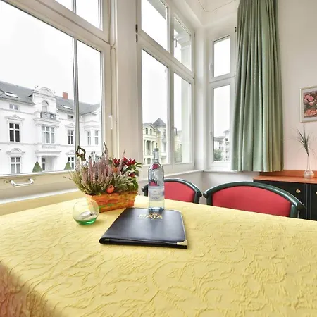 Appartement Rose-marie 04 *